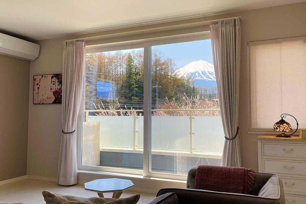 Mt. Fuji Kokoワンちゃんokの新築貸別荘 Fudzsikavagucsiko Kültér fotó